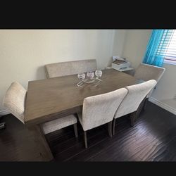 6 Seat Dining set $450