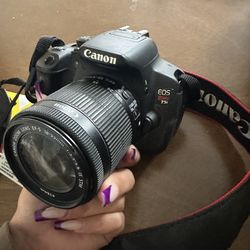 Canon EOS REBEL T5i