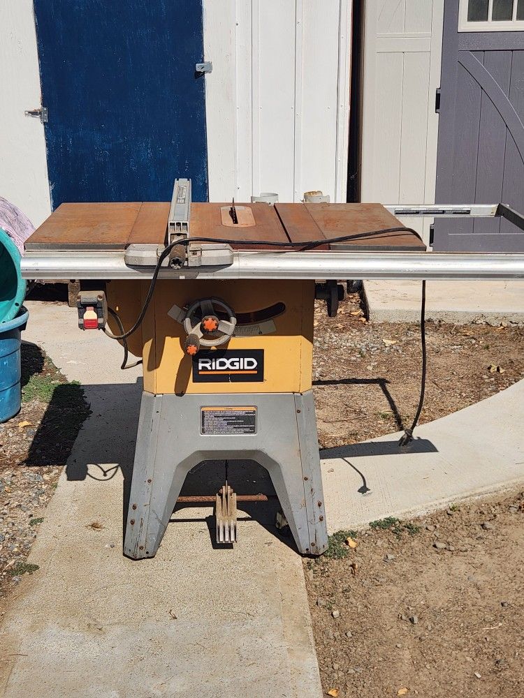 Saw Table