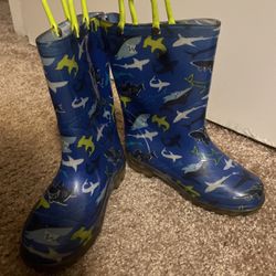 Kids Rain Boots Size 11