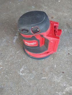 Milwaukee Random Orbit Sander 18V 7000  -  12 000   OPM   tool  only  (  Condition Good  )