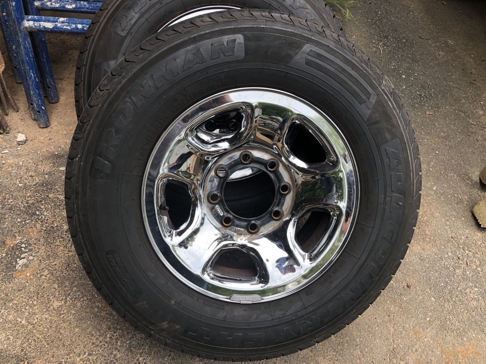 Ram 2500/3500 wheels and tires
