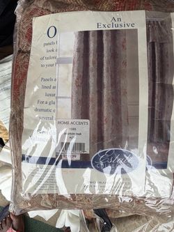 Brand New Exclusive Queen dust ruffle, curtains, shams etc