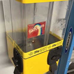 U-Turn Candy Vending Machine (4 Compartment)