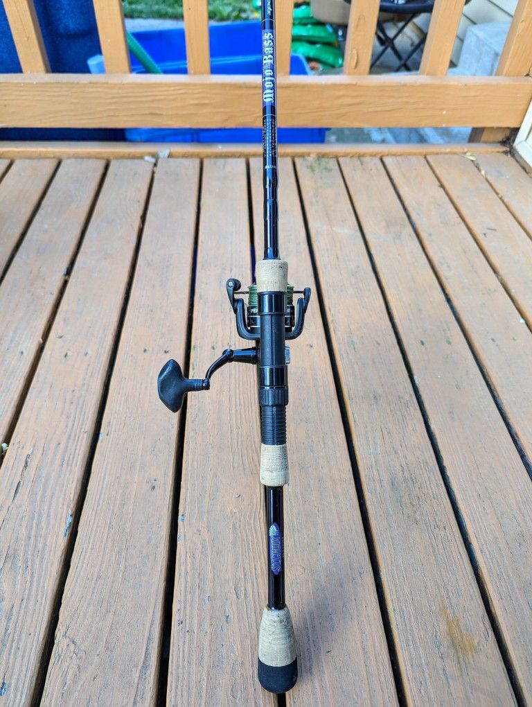 St.Croix Mojo Bass Spinning Fishing Rod And Reel 