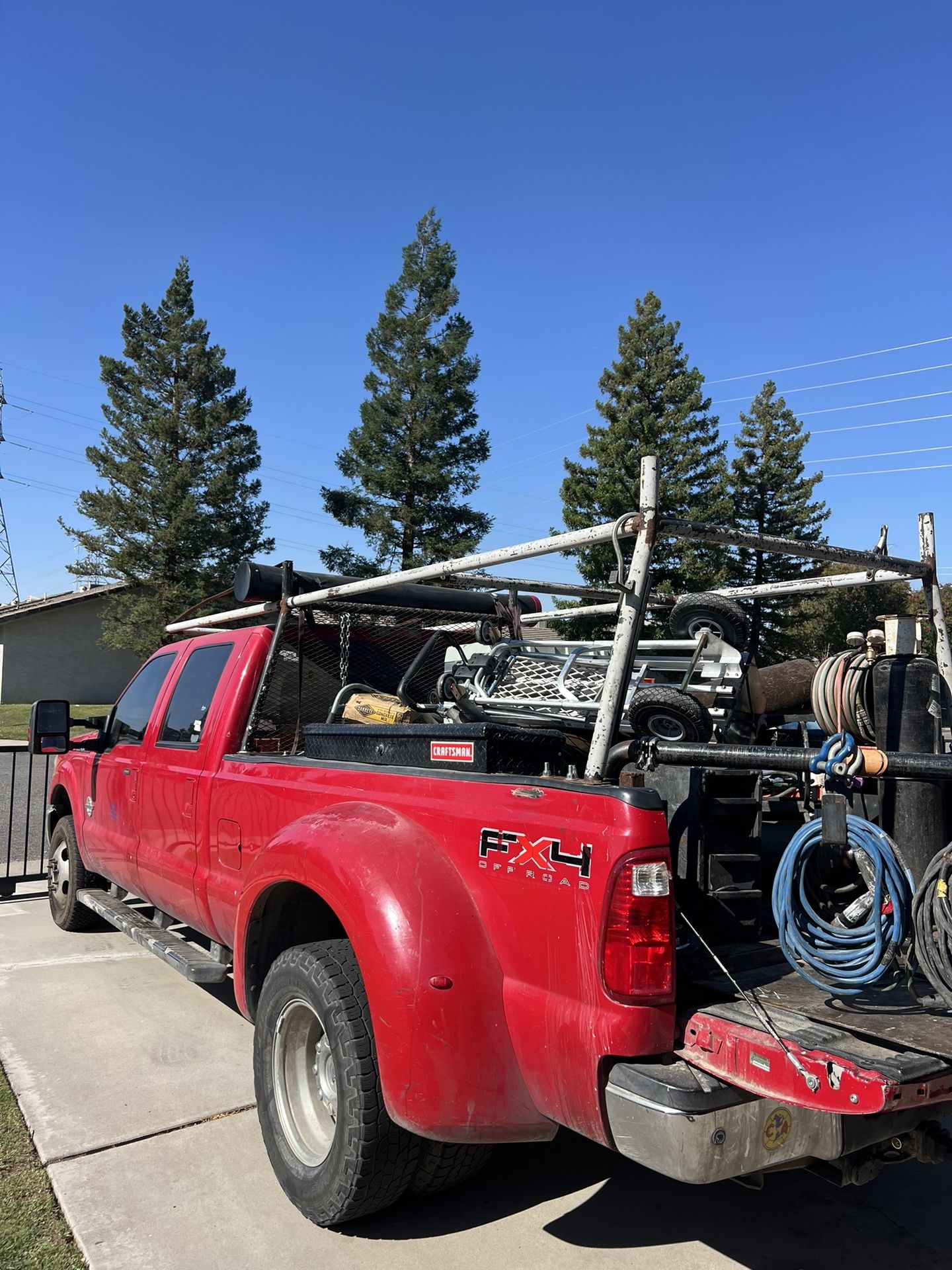 Custom 8 Ft Ladder Rack