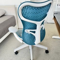 Herman Miller Mirra 2 Chair (Cyan)