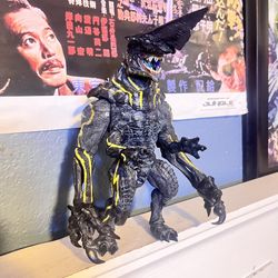Neca Pacific rim knife head Kaiju (read The Description) 