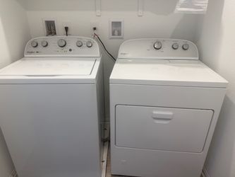 Whirlpool Washer&Dryer Set