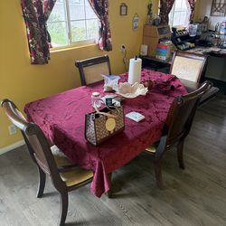 [ESTATE SALE] Solid Wood Table & Chairs