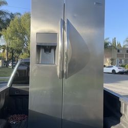Frigidaire Gallery Stainless Steel Refrigerator 