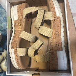 Women’s Heels Pick Up Only 