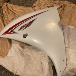 New Factory OEM Yamaha R1 Left Fairing and Tank Cover