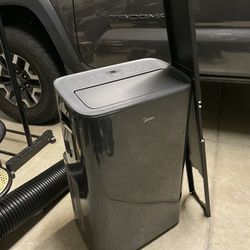 Midea Air Conditioner Large size