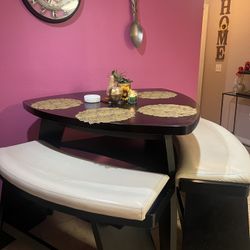 Dinning Table 