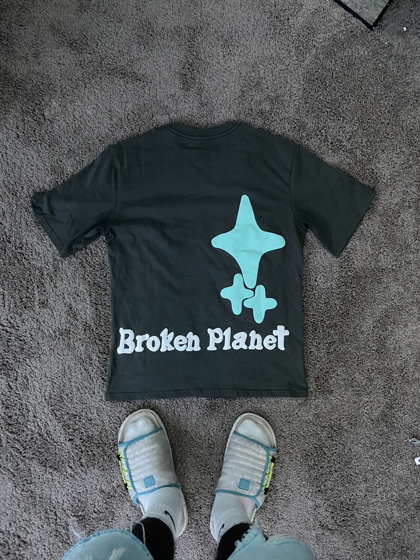 Broken Planet “the madness never ends” T-shirt DARK GREY for Sale