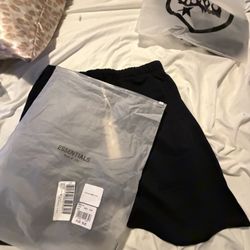 Black Essential Shorts