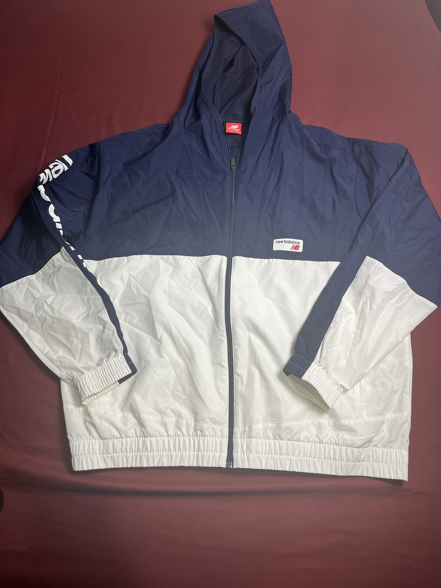 New balance windbreaker Hoodie jacket Men (XL) Blue And White