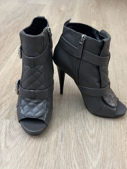 Nine West Women's Arivaderci Boot Size: 6.5