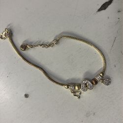 Gold bracelet