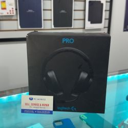 Logitech G Pro Gaming Headset with Pro Grade Mic for PC/MAC/Xbox One/PS4/Switch