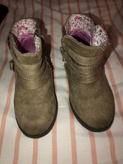 Baby girl boots