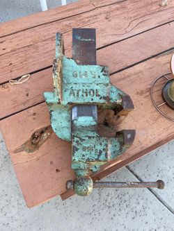Vise, Athol No. 614½ Bench Vise