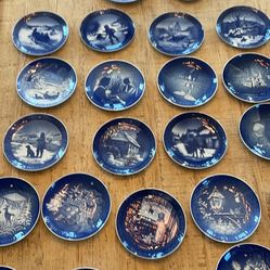 17 Christmas Plates (Royal Copenhagen/B &G)
