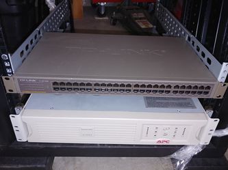 TP-Link TL-SF1048 Rackmount Switch