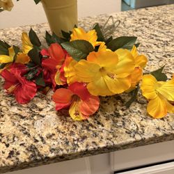 Reduced: Beautiful, Colorful, Artificial Flowers