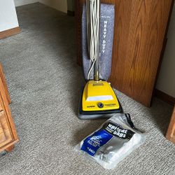 Eureka Commercial Upright Vacuum 