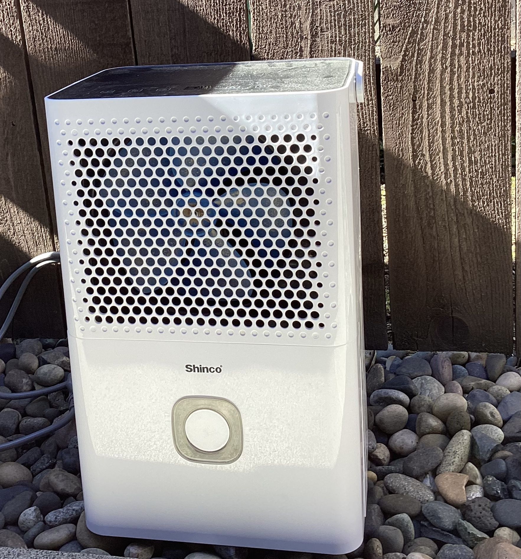 Free shinco Dehumidifier - Needs Repair