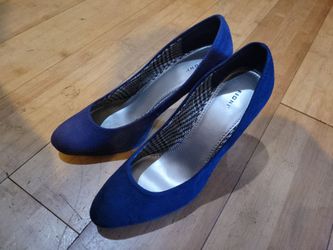 Shoes hills