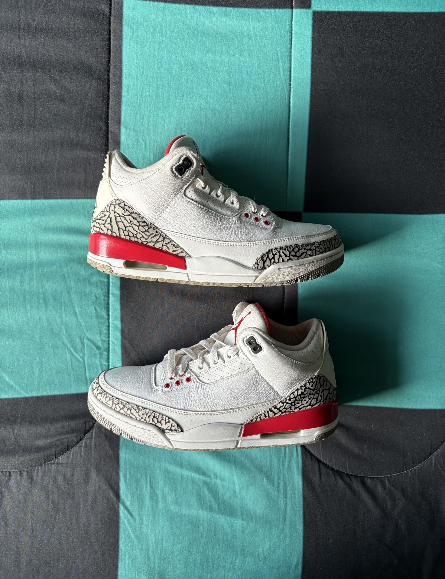 Men’s Air Jordan 3 Retro Size 9