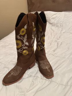 Ladies boots