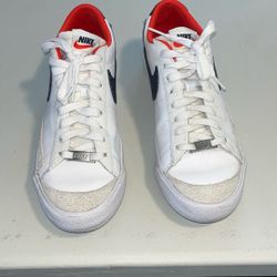 Nike Shoes Size 9