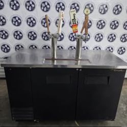 EXCELLENT 59” TRUE BRAND BEER KEG.