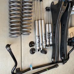 2” Roush Super Duty Lift