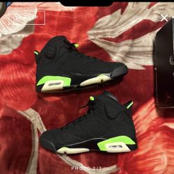 Jordan 6 electric Green Size 10.5