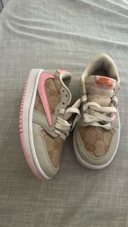 Nikes size 12.5C