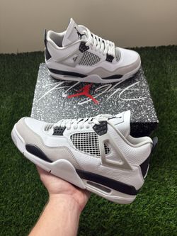 Jordan 4 ‘military black’