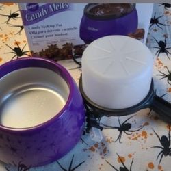 Wilton Candy Melts Candy Melting Pot