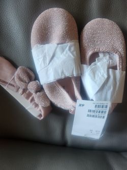 Infant Shoes And Bow Set (H&M) 