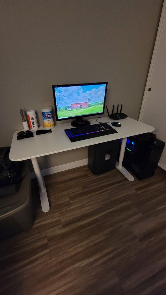 Ikea Bekant Desk White 55 1 8x23 5 8