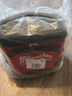 Milwaukee Jobsite Cooler 48-22-8250