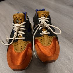 Nike Huarache 7.5 W 