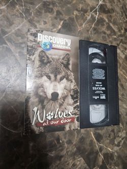 Discovery Channel Wolves at Our Door VHS