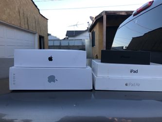 Ipad, Mac boxes (empty)
