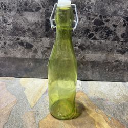 Vintage EZ-Cap Bottle Glass