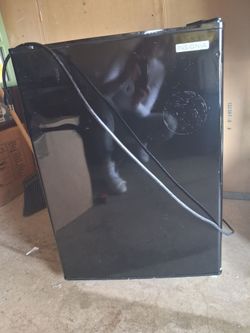 Insignia Black Mini Fridge